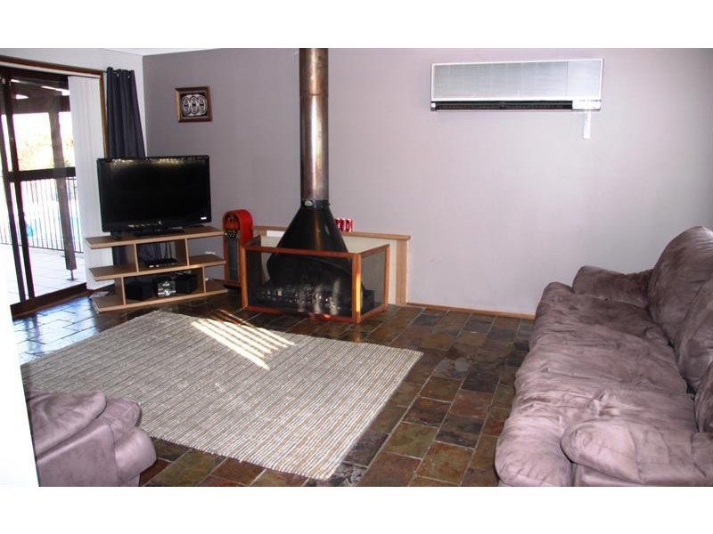 16 Soling Cres, Cranebrook NSW 2749