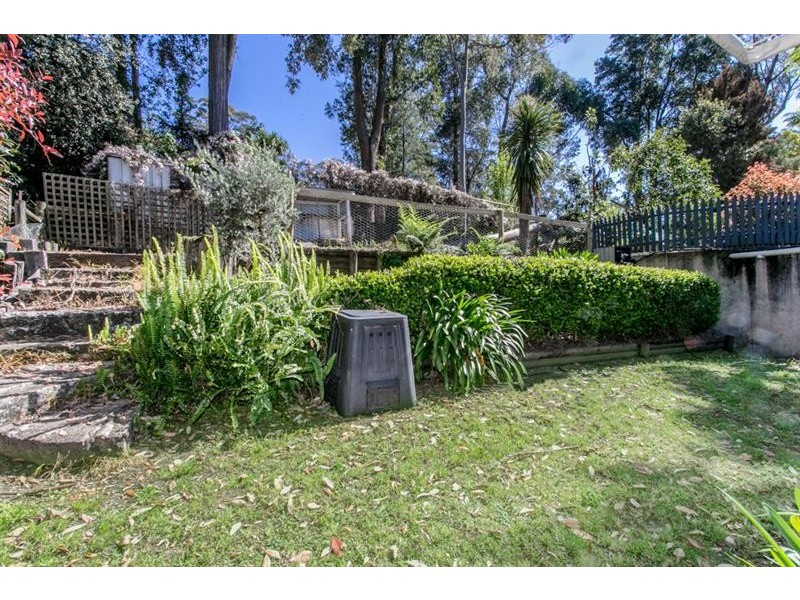 15 Currawong Cres, Bowen Mountain NSW 2753