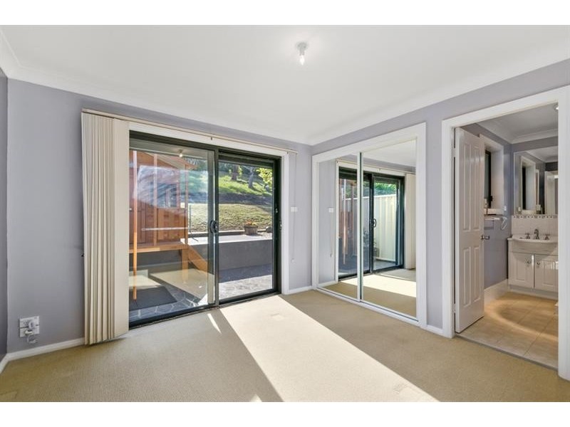 32 Campaspe Cres, Albion Park NSW 2527