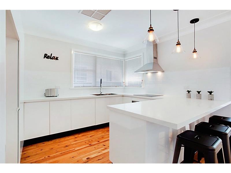 14 Guildford Rd, Cambridge Park NSW 2747