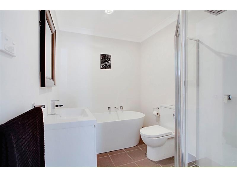 14 Guildford Rd, Cambridge Park NSW 2747