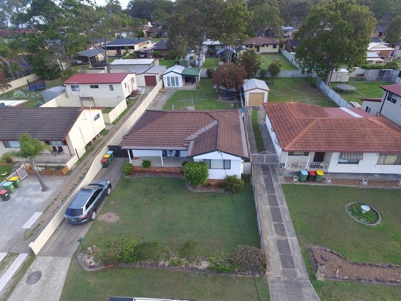 12 Monash Rd, Kanwal NSW 2259