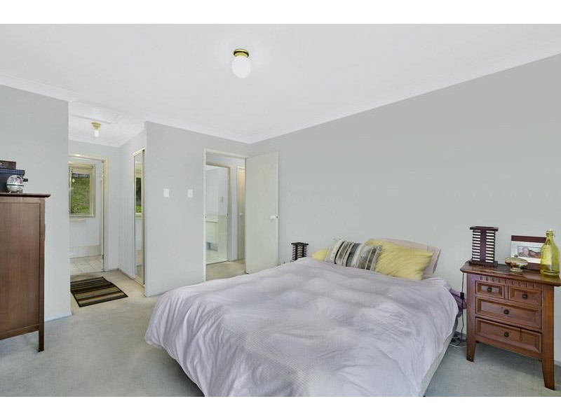 2/11 Gretel Ct, Tuggerah NSW 2259