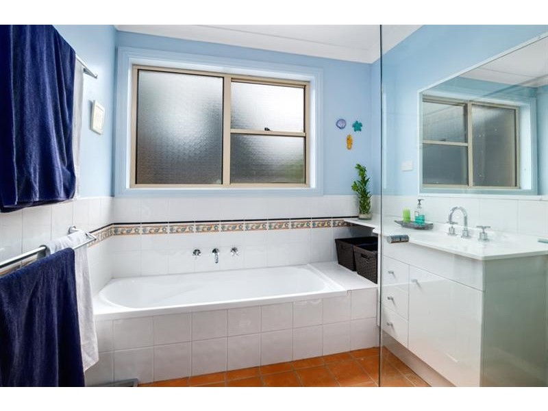 47 Church St, Albion Park NSW 2527