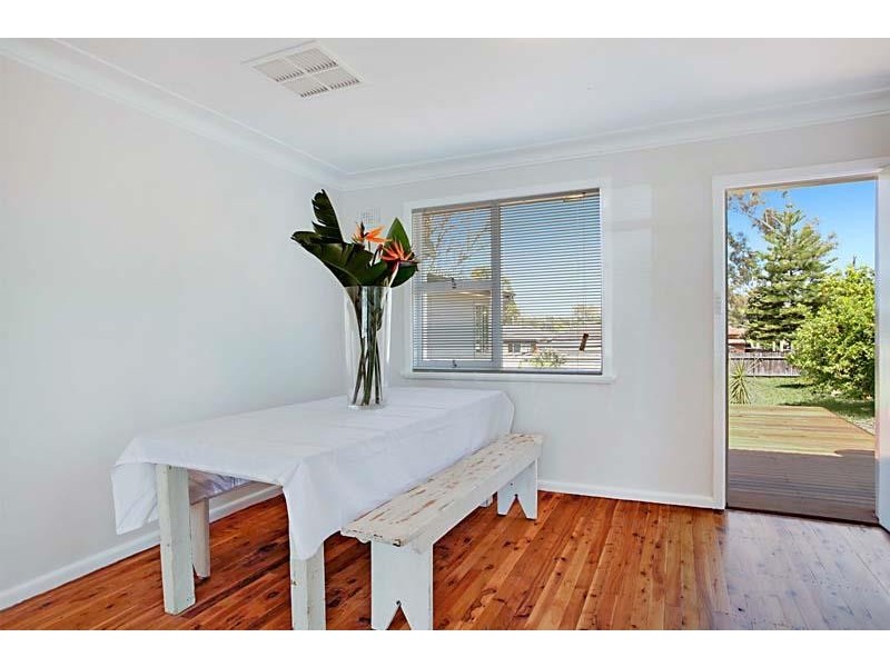 14 Guildford Road, Cambridge Park NSW 2747