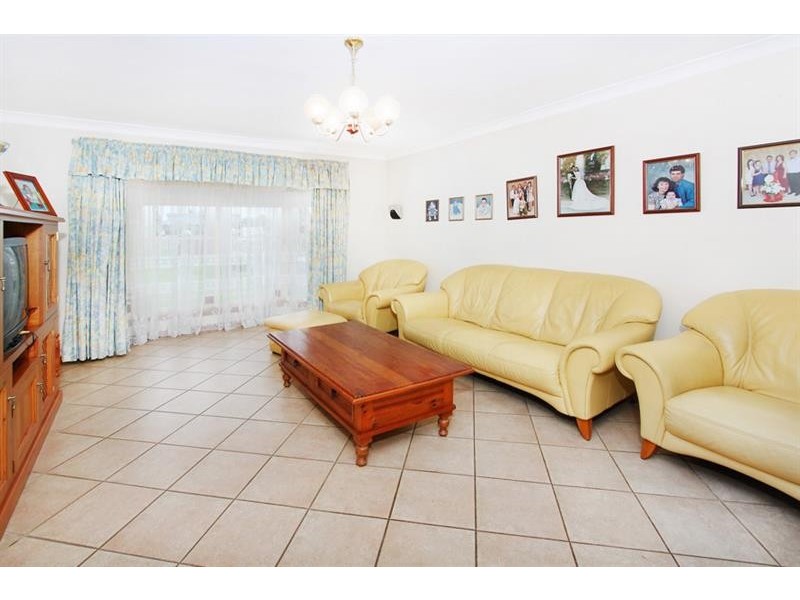 400 Bringelly Rd, Austral NSW 2179
