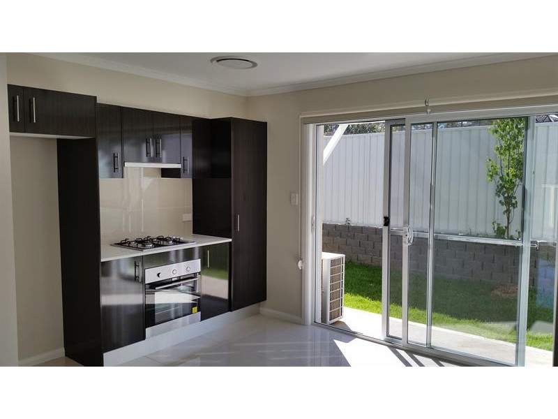 1/87 Jamison  Rd, Kingswood NSW 2747