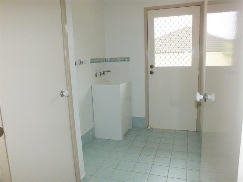 9 Glider Rd, Wadalba NSW 2259