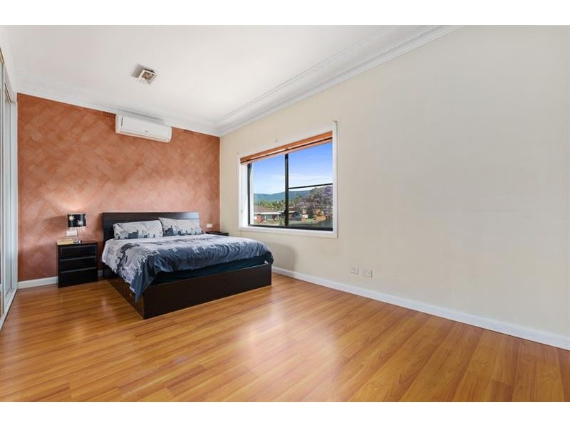 69 Kapooka Ave, Dapto NSW 2530