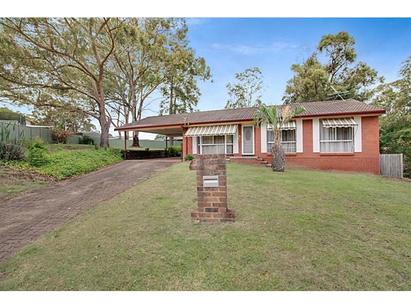 1 Barrow Pl, Silverdale NSW 2752