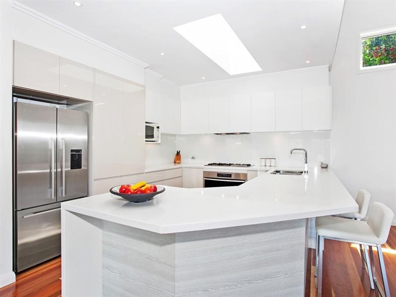 69A Lachlan St, Thirroul NSW 2515