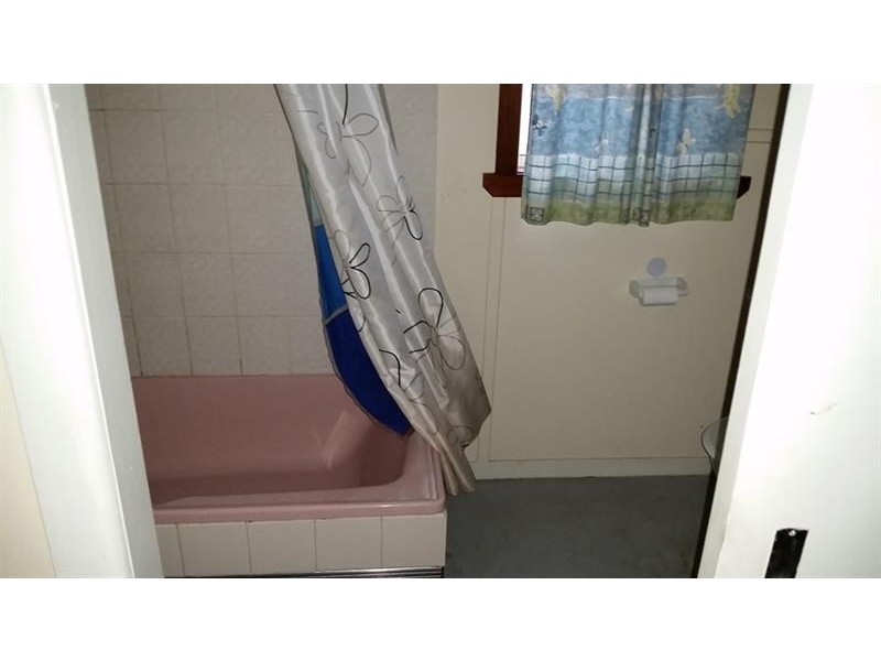 28 Crossingham St, Canton Beach NSW 2263