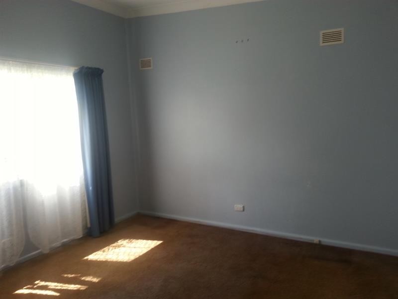 33 Adelaide St, Tumbi Umbi NSW 2261