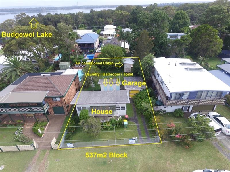 4 Eighth Ave, Toukley NSW 2263