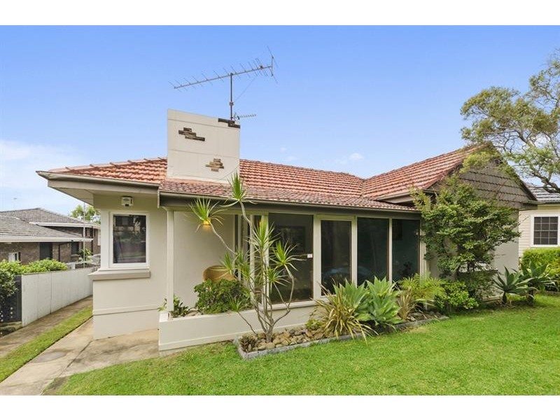 350 Princes Hwy, Corrimal NSW 2518