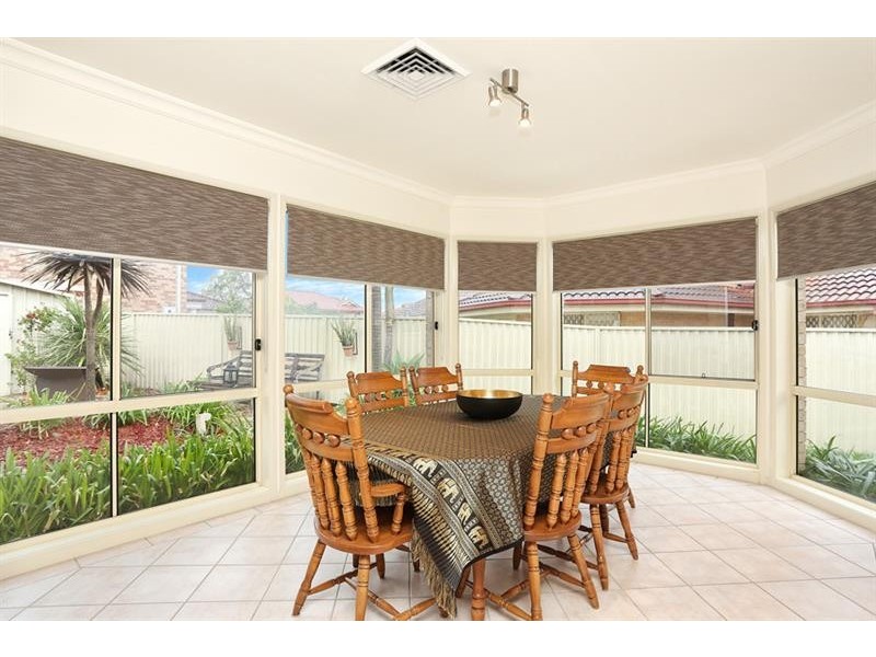 10 Buckley Cl, Fairfield West NSW 2165