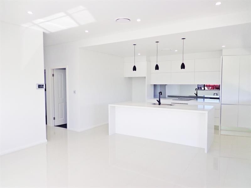 14 Megan Ave, Smithfield NSW 2164
