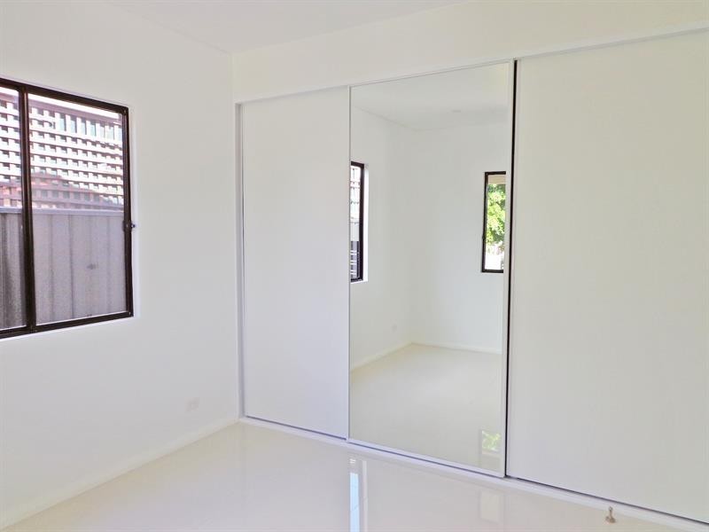 14 Megan Ave, Smithfield NSW 2164