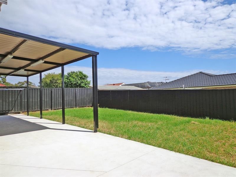 14 Megan Ave, Smithfield NSW 2164