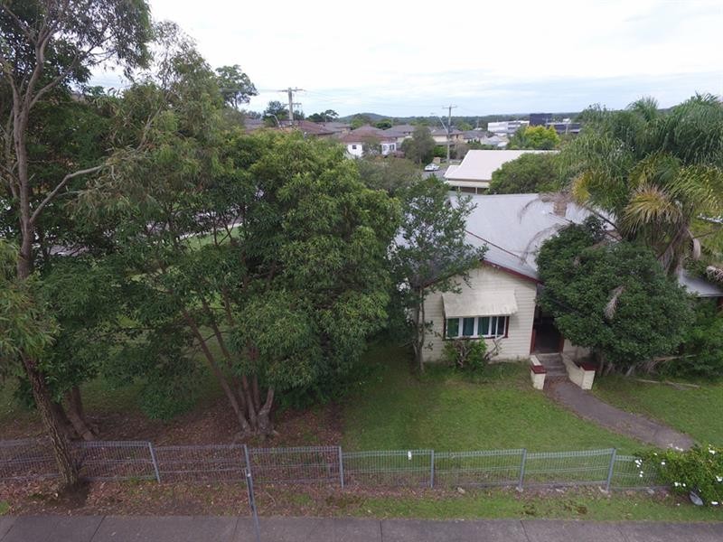 27 Anzac Ave, Wyong NSW 2259