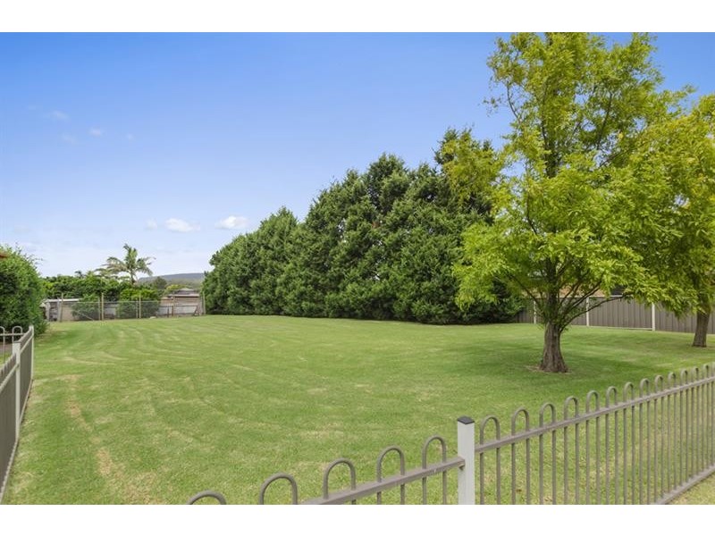 41 Tripoli Way, Albion Park NSW 2527