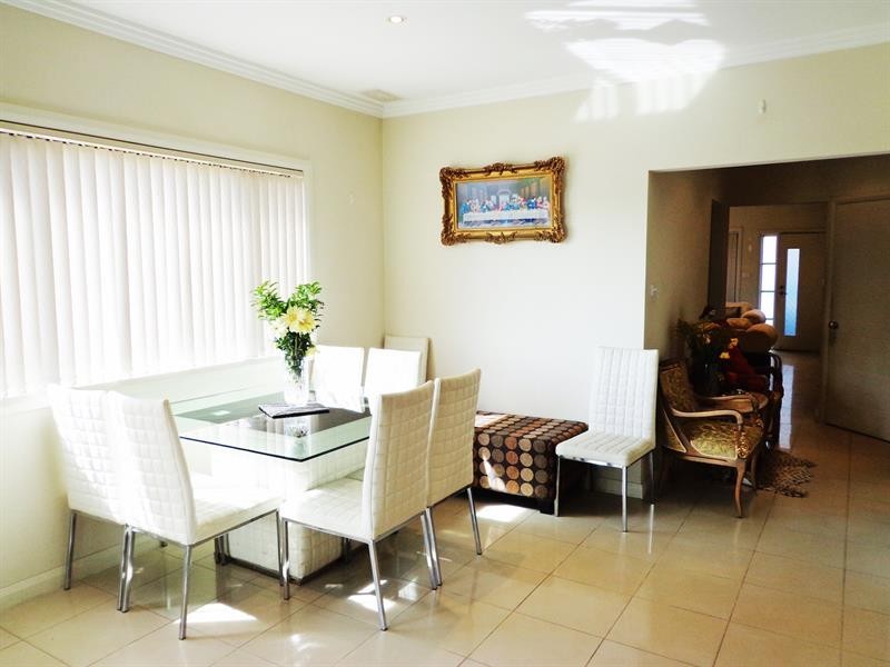 122 Polding St, Smithfield NSW 2164