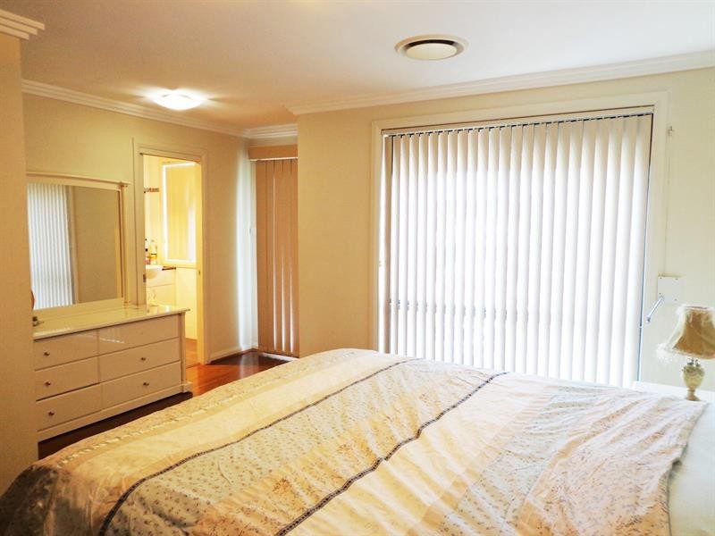 122 Polding St, Smithfield NSW 2164