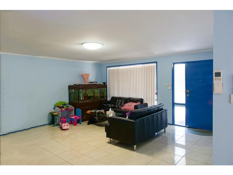 13 Wellwood Ave, Moorebank NSW 2170