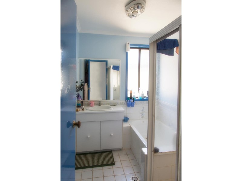 13 Wellwood Ave, Moorebank NSW 2170