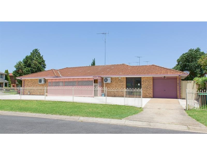 13 Wellwood Ave, Moorebank NSW 2170