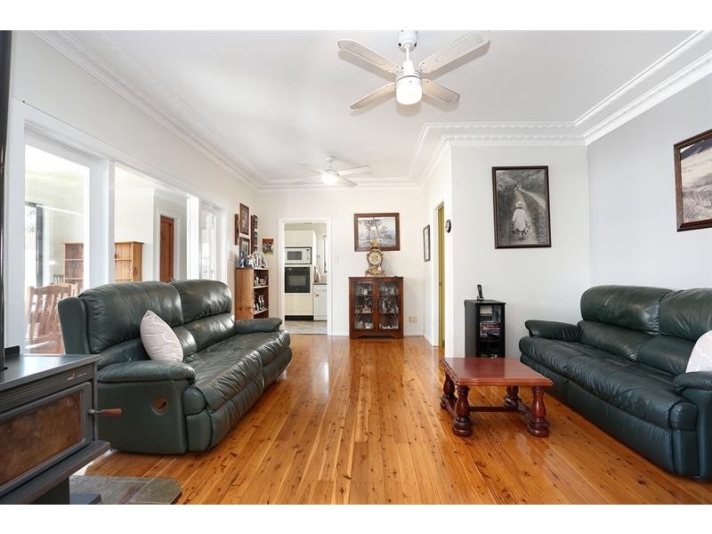 21 Fifth Ave, Canley Vale NSW 2166