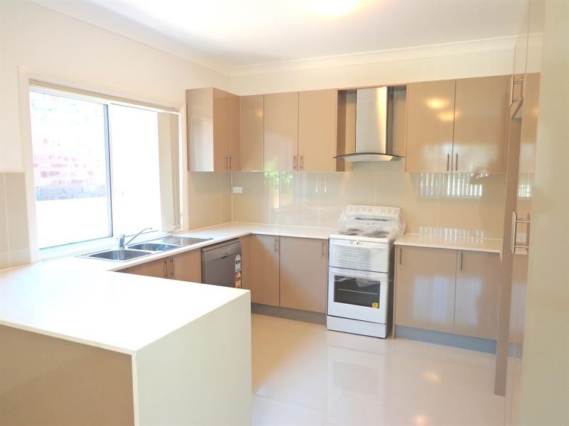 6A Shelley Pl, Wetherill Park NSW 2164