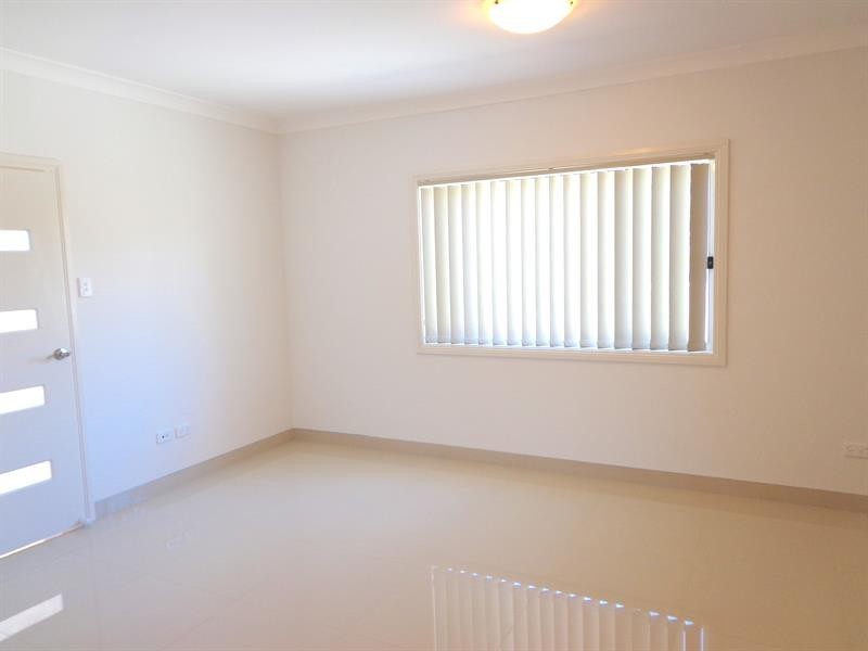6A Shelley Pl, Wetherill Park NSW 2164