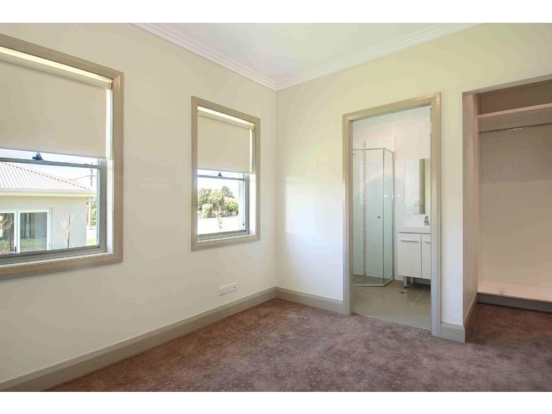 1/2-6 Hawkins St, Moss Vale NSW 2577