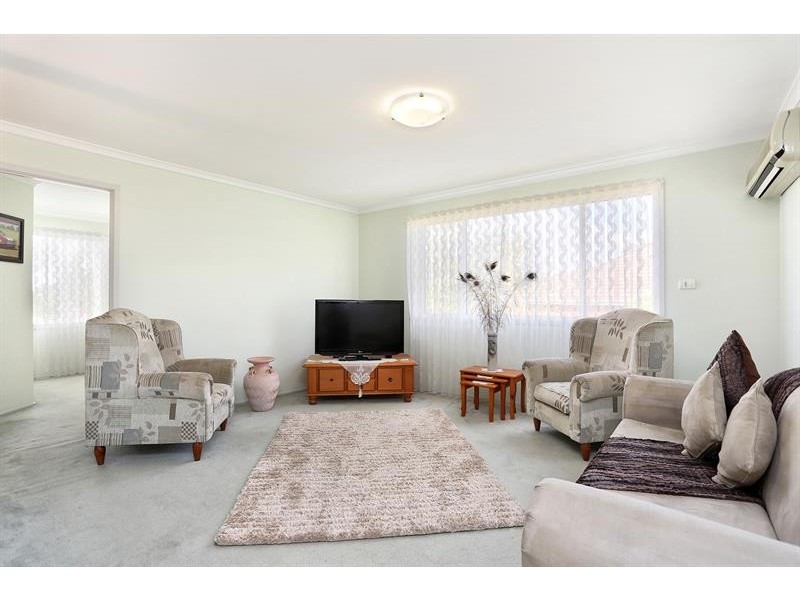 40 Emerson St, Wetherill Park NSW 2164