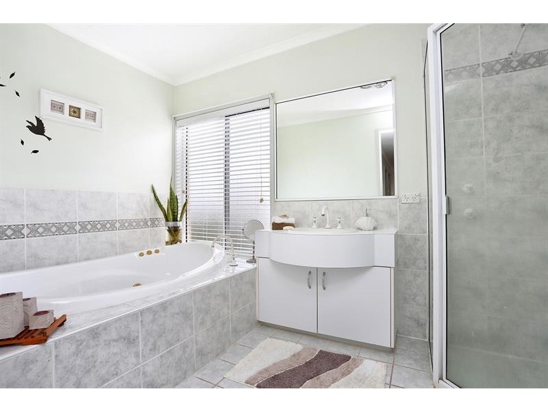 40 Emerson St, Wetherill Park NSW 2164
