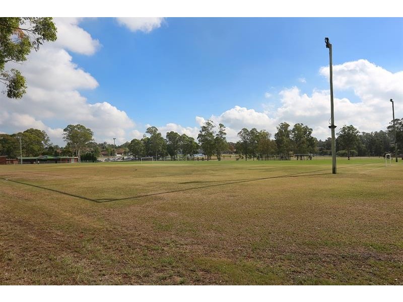 40 Emerson St, Wetherill Park NSW 2164