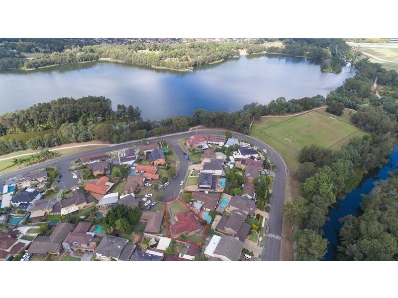 10 Fairlawn Cl, Lansvale NSW 2166