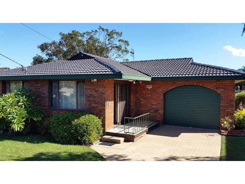 22 Rolfe  Ave, Kanwal NSW 2259