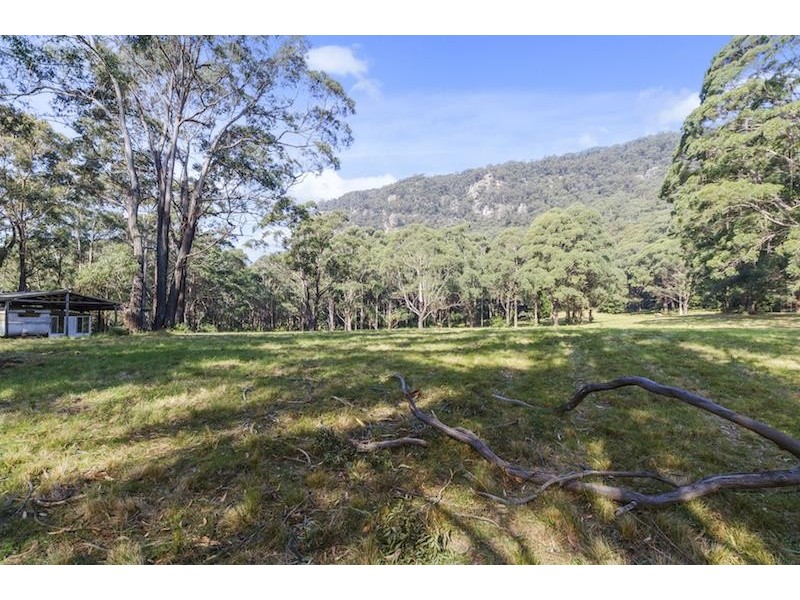 123 Lakeview Rd, Albion Park NSW 2527