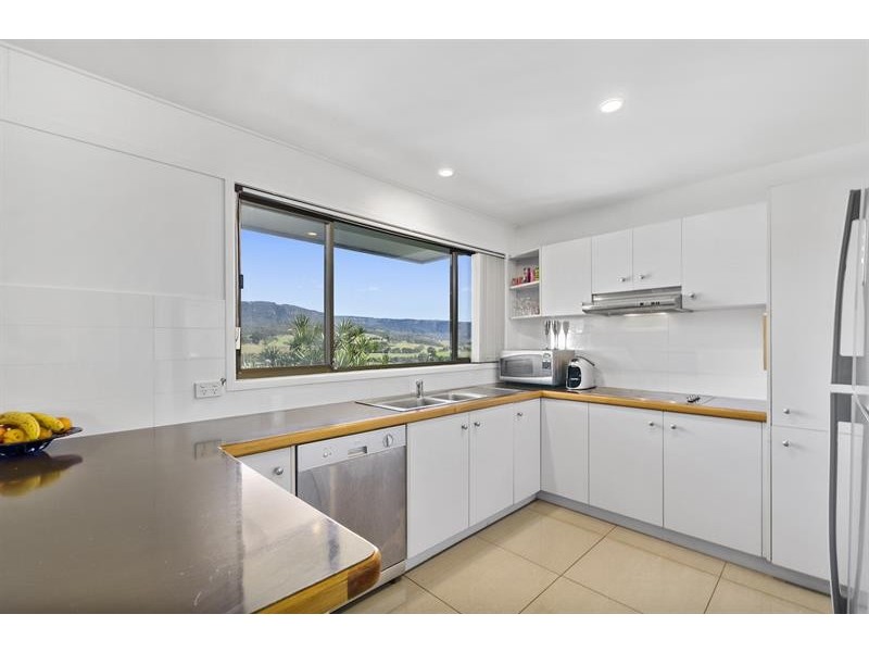 34 Noble Rd, Albion Park NSW 2527