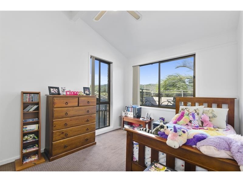 34 Noble Rd, Albion Park NSW 2527