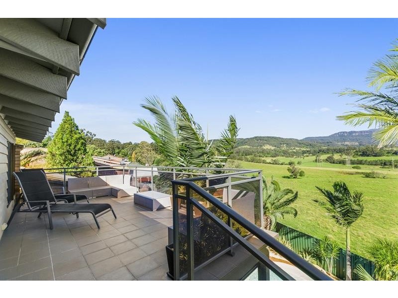 34 Noble Rd, Albion Park NSW 2527