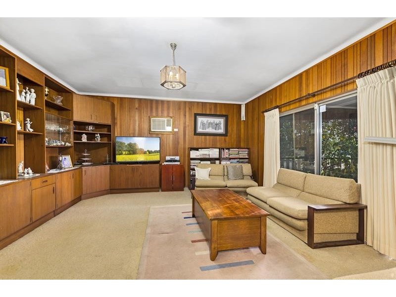 227 Tongarra Rd, Albion Park NSW 2527