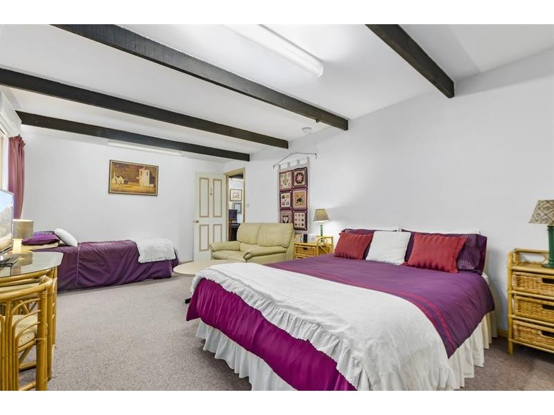 227 Tongarra Rd, Albion Park NSW 2527