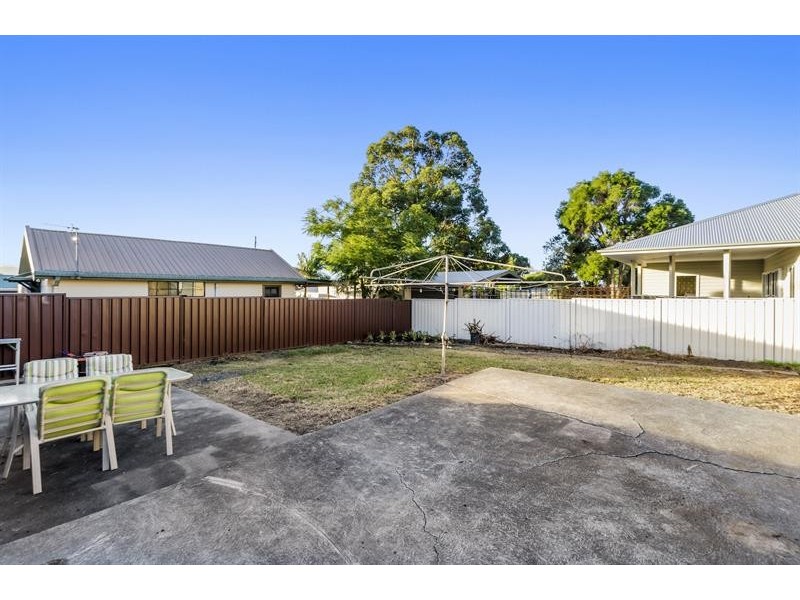 1 Beveridge St, Albion Park NSW 2527