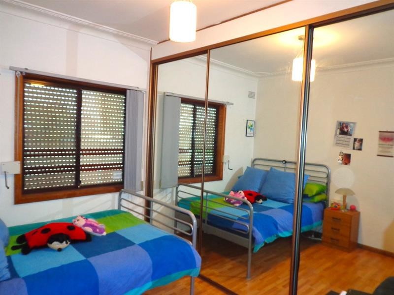 36 Coolibar St, Canley Heights NSW 2166