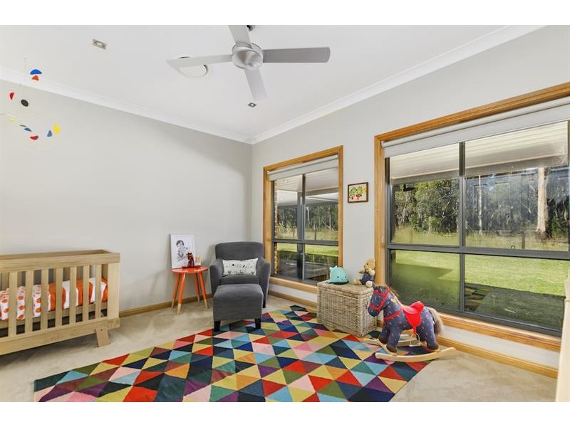 75 Kangaroo Rd, Tahmoor NSW 2573