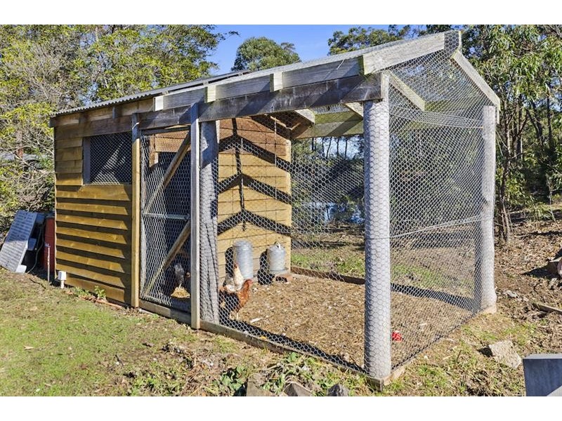 75 Kangaroo Rd, Tahmoor NSW 2573