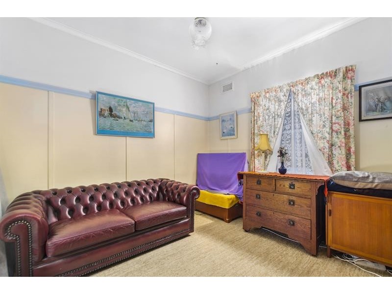 39 Hamilton St, Dapto NSW 2530